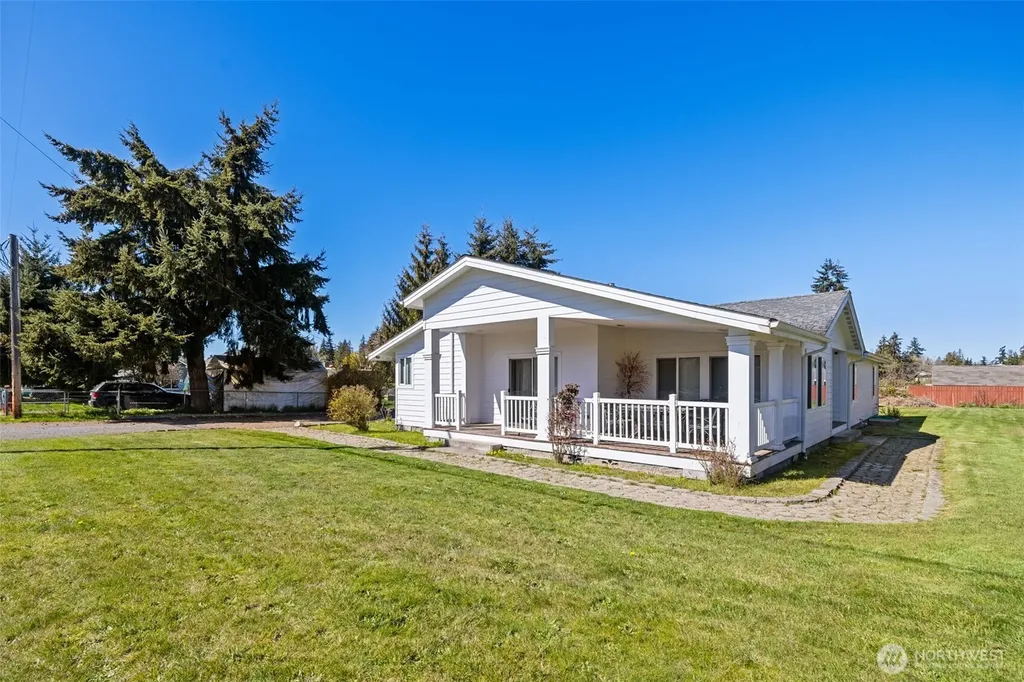 40 Marsden Road Port Angeles WA 98362