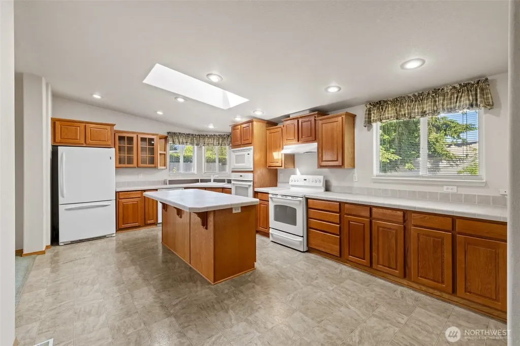 40 Marsden Road Port Angeles WA 98362