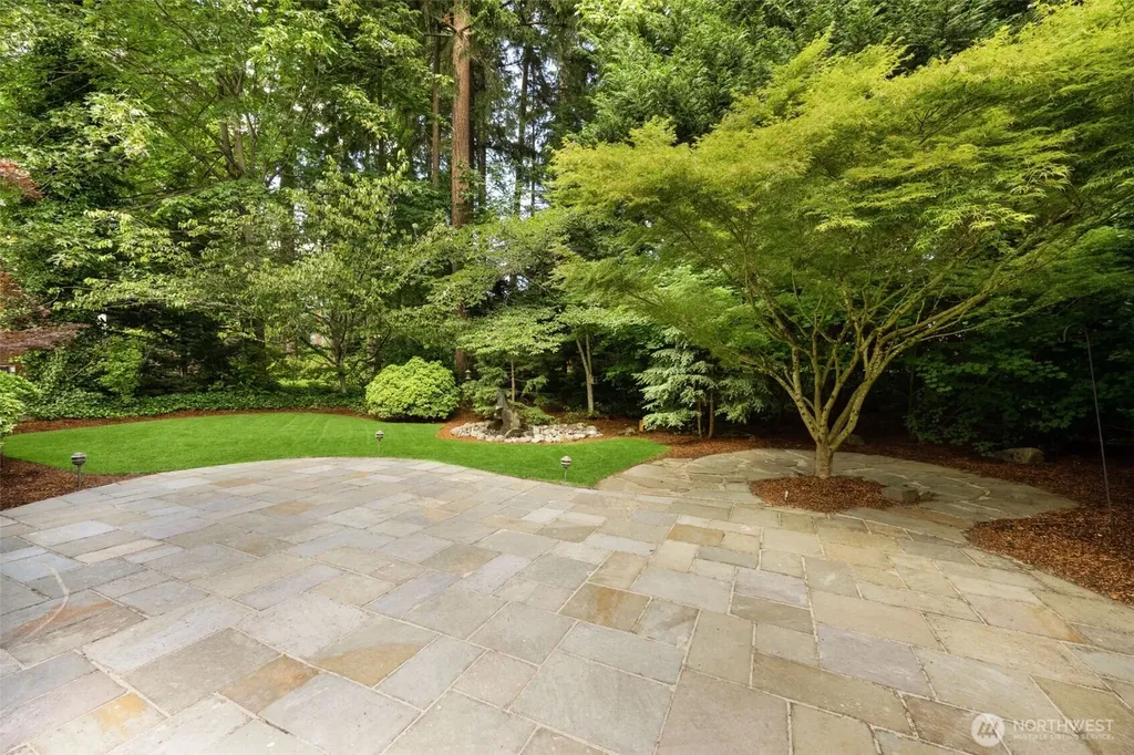 15811 Drive SE Mill Creek WA 98012