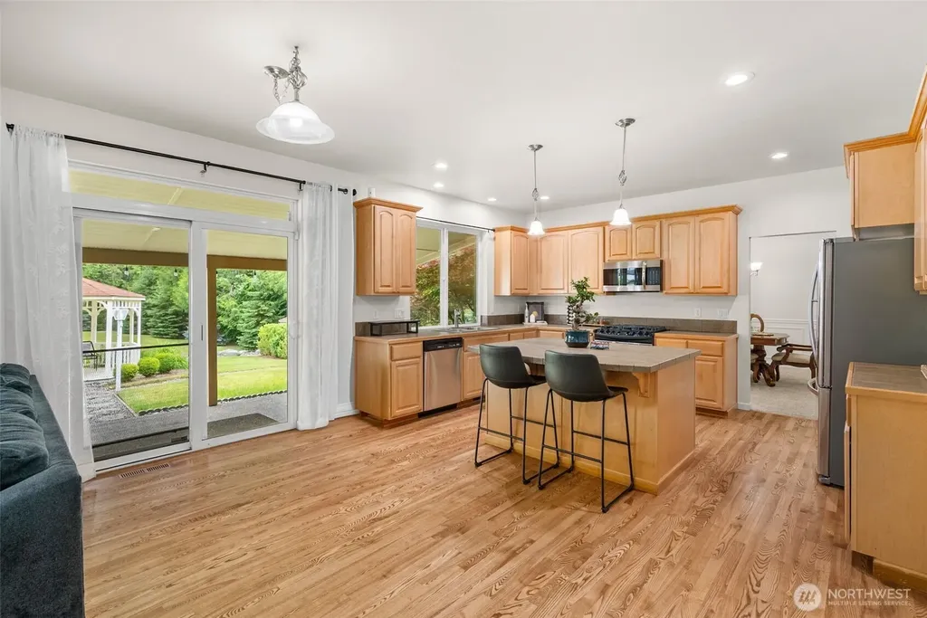 8010 Wenatchee Place NW Silverdale WA 98383