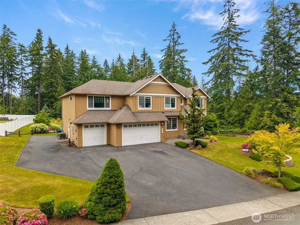 8010 Wenatchee Place NW Silverdale WA 98383