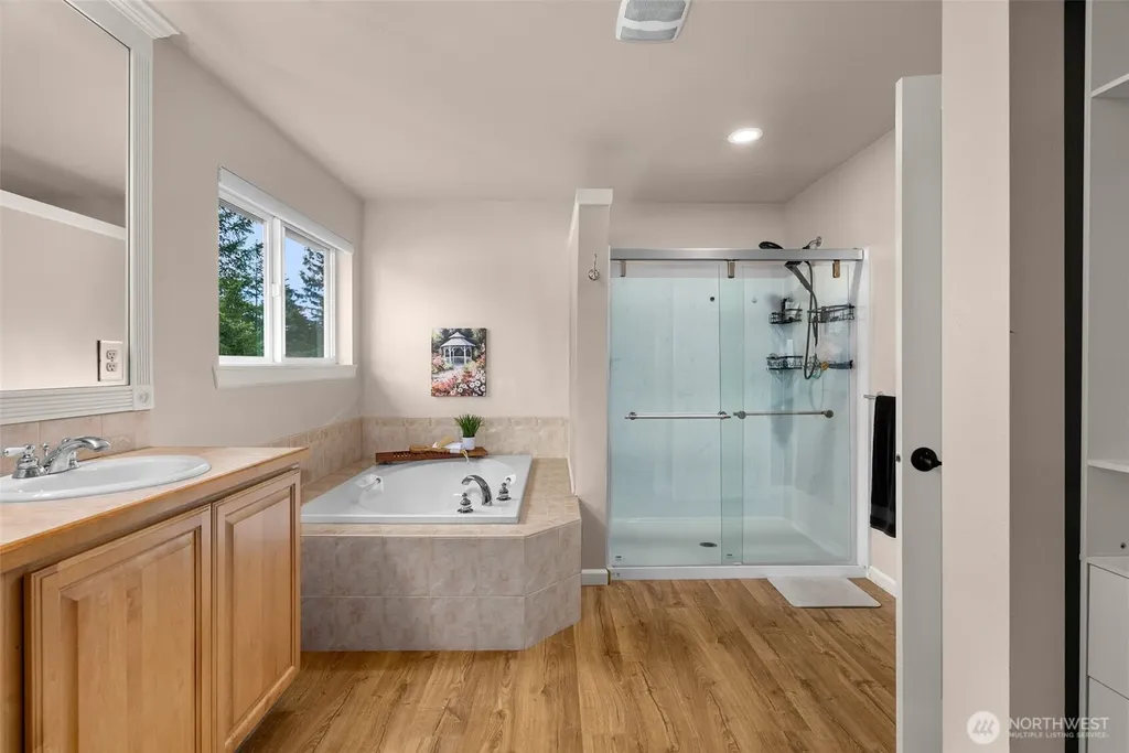 8010 Wenatchee Place NW Silverdale WA 98383