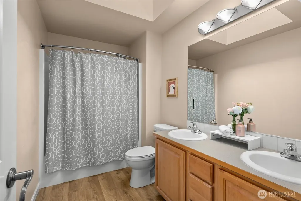 8010 Wenatchee Place NW Silverdale WA 98383