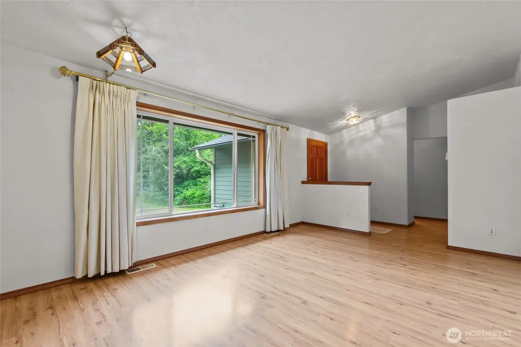 91 E Kathryn Court Shelton WA 98584