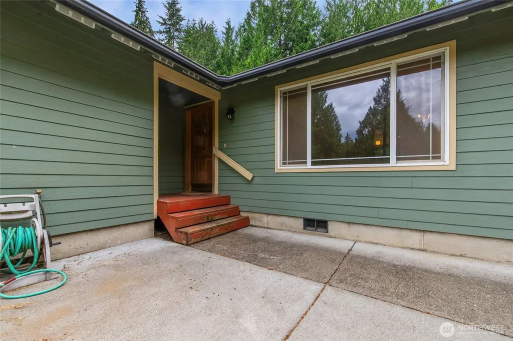 91 E Kathryn Court Shelton WA 98584