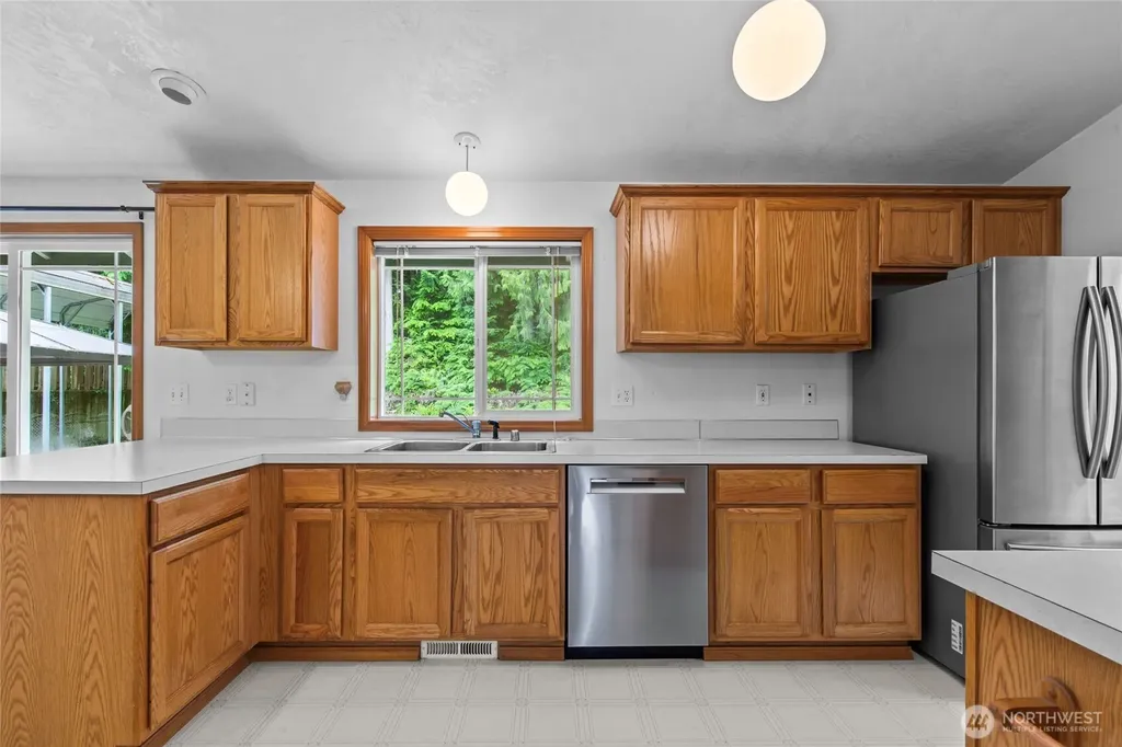 91 E Kathryn Court Shelton WA 98584