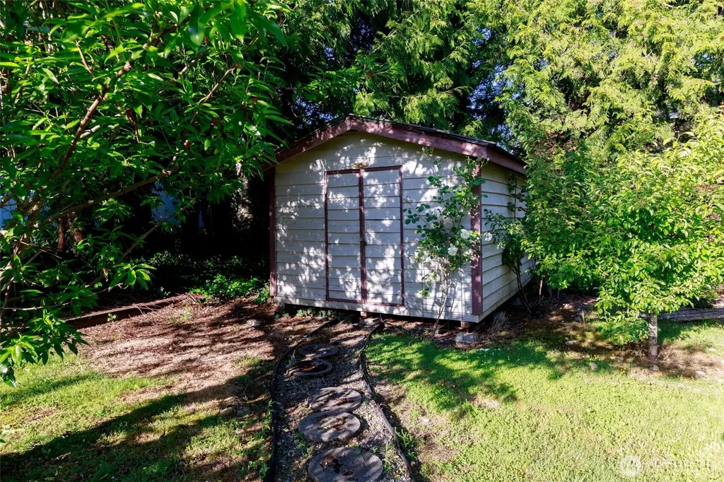 20411 56th Avenue W Lynnwood WA 98036