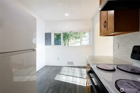 20411 56th Avenue W Lynnwood WA 98036