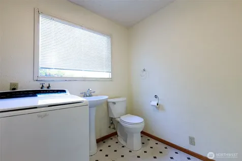 20411 56th Avenue W Lynnwood WA 98036