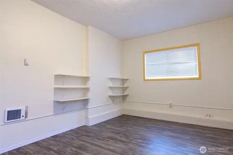 20411 56th Avenue W Lynnwood WA 98036