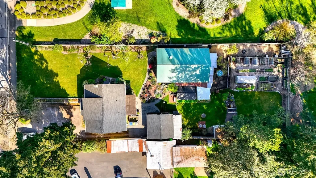 2715 Cedarwood Avenue Bellingham WA 98225