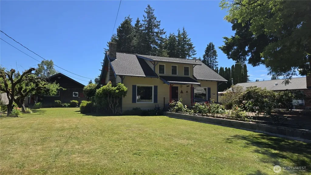 2715 Cedarwood Avenue Bellingham WA 98225