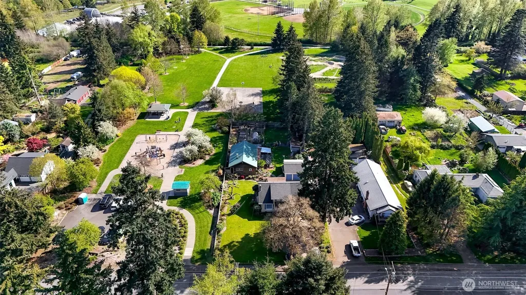 2715 Cedarwood Avenue Bellingham WA 98225