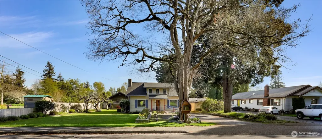 2715 Cedarwood Avenue Bellingham WA 98225