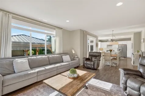 843 Katelyn Court Burlington WA 98233