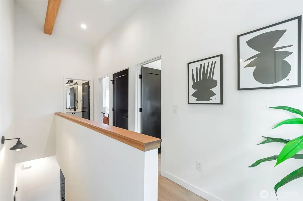1556 S Pearl Street Seattle WA 98108