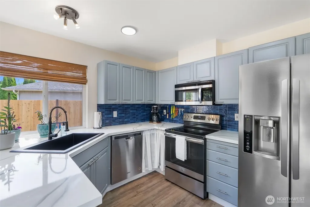 516 Corrin Avenue NW Orting WA 98360