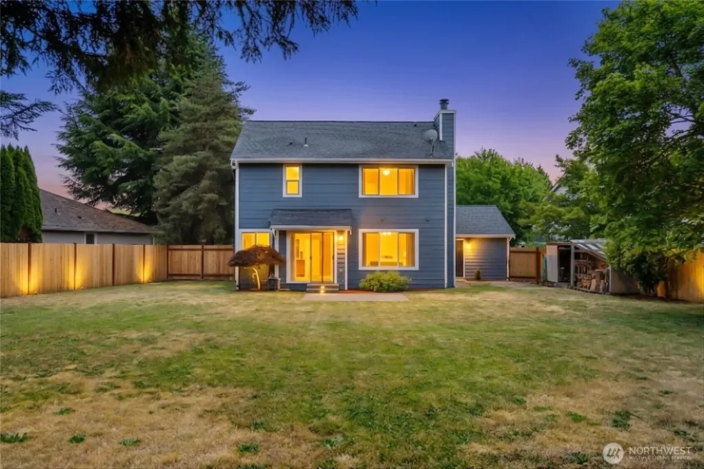 516 Corrin Avenue NW Orting WA 98360