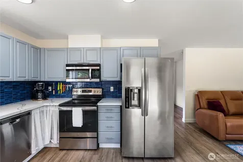 516 Corrin Avenue NW Orting WA 98360