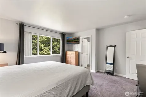 516 Corrin Avenue NW Orting WA 98360