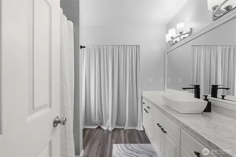 516 Corrin Avenue NW Orting WA 98360
