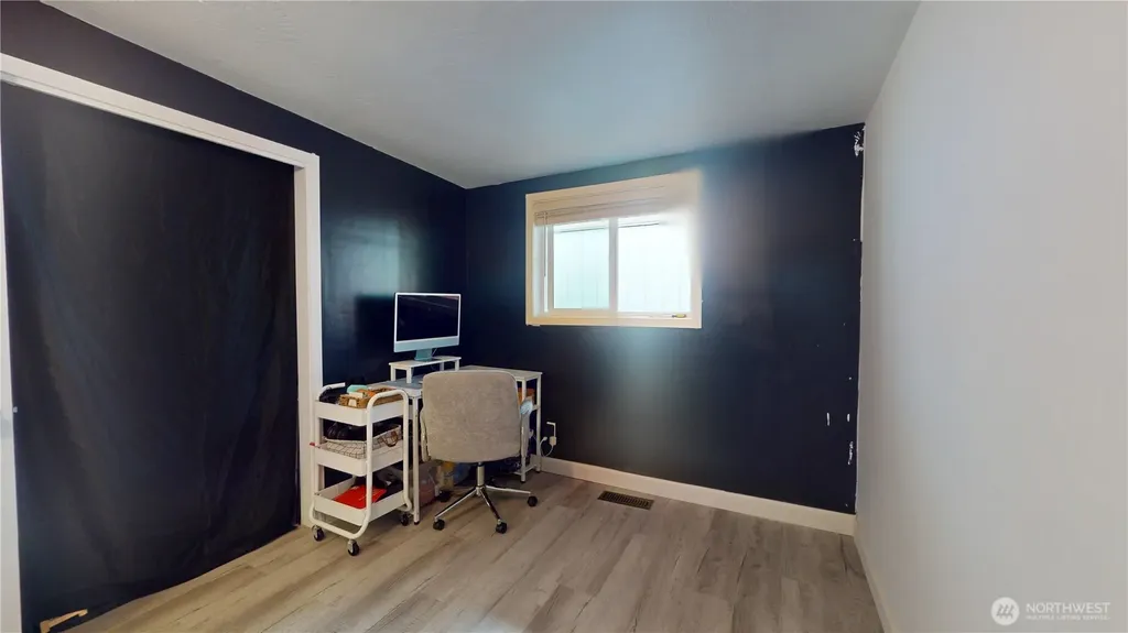 1461 Bill Avenue Port Orchard WA 98366