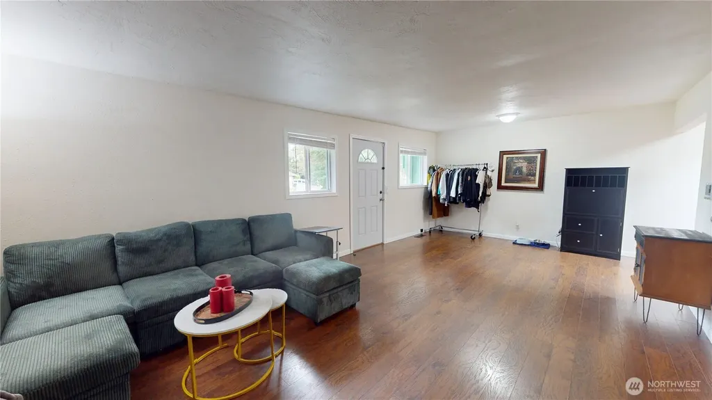 1461 Bill Avenue Port Orchard WA 98366