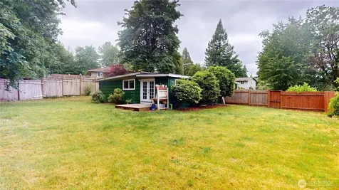 1461 Bill Avenue Port Orchard WA 98366