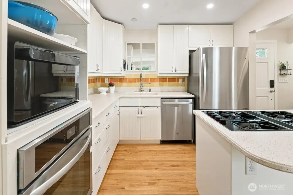 15936 76th Place NE Kenmore WA 98028
