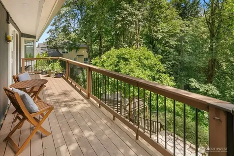 15936 76th Place NE Kenmore WA 98028