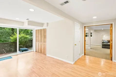15936 76th Place NE Kenmore WA 98028
