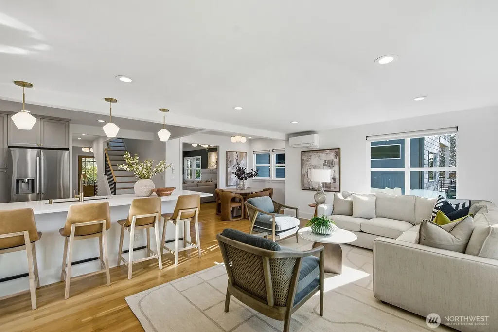 7511 41st Avenue NE Seattle WA 98115