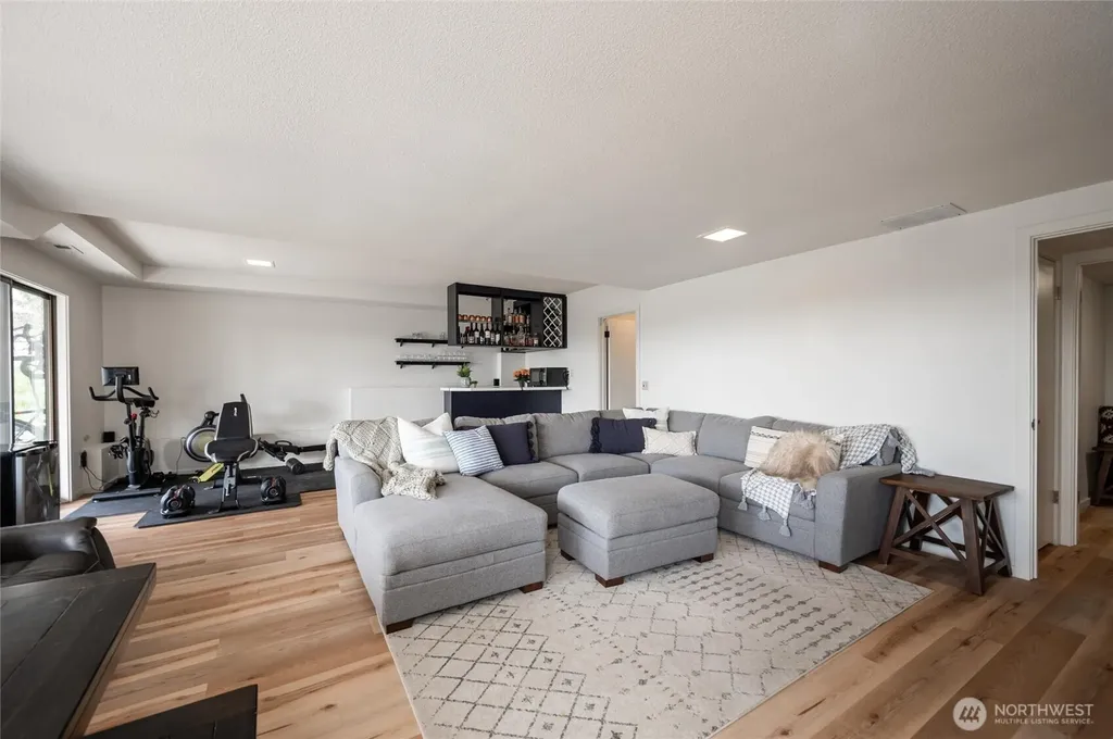 2433 Crestline Street Ferndale WA 98248
