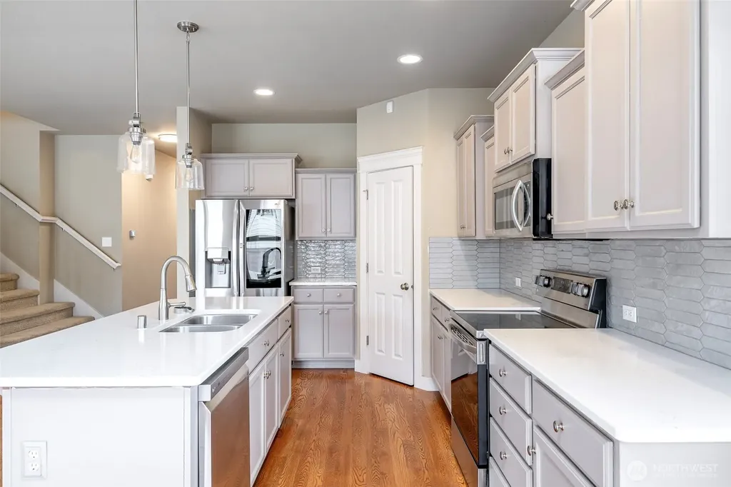 4442 Logan Drive NE Lacey WA 98516