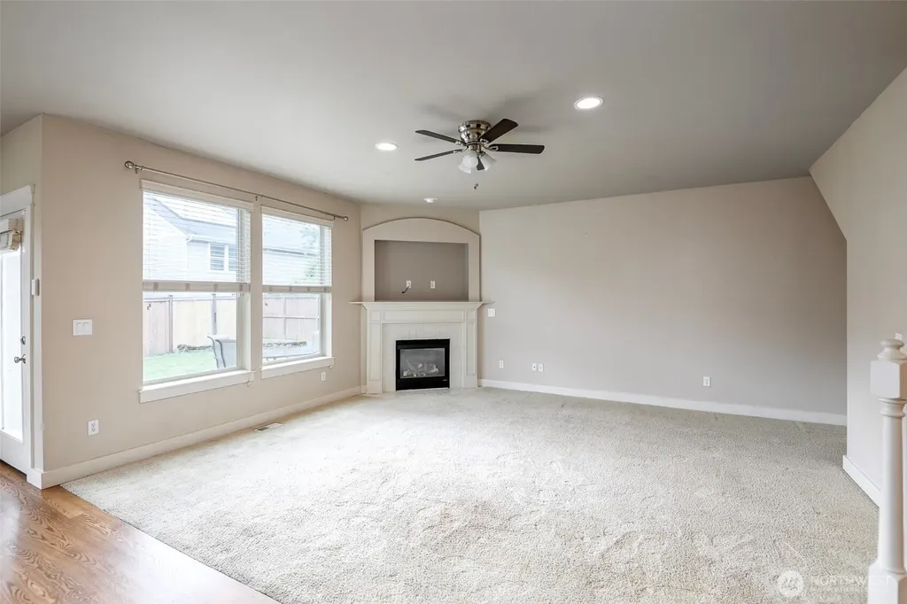 4442 Logan Drive NE Lacey WA 98516