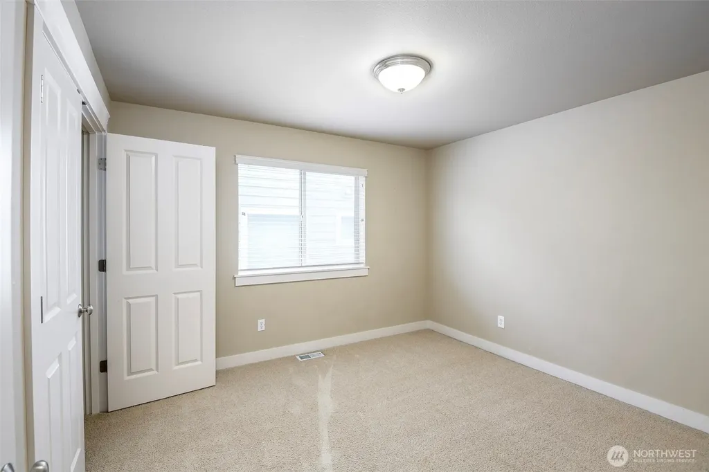 4442 Logan Drive NE Lacey WA 98516