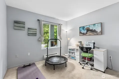 5501 Lakemont Boulevard SE Bellevue WA 98006
