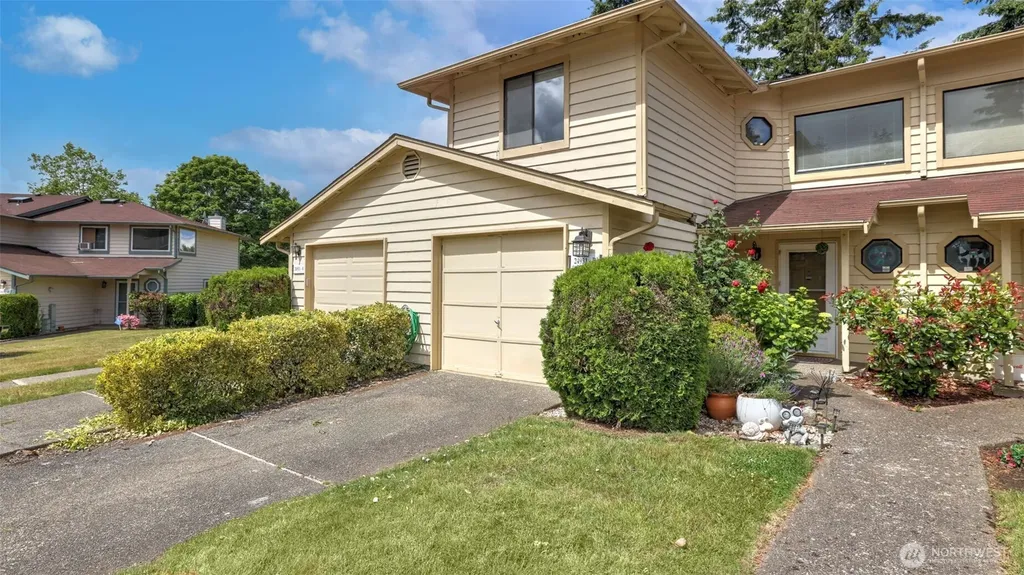 24931 109th Place SE Kent WA 98030