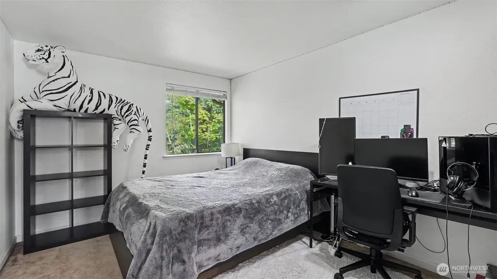 24931 109th Place SE Kent WA 98030
