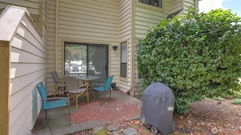 24931 109th Place SE Kent WA 98030
