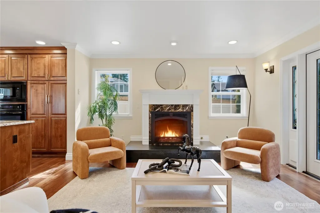12832 NE 70th Place Kirkland WA 98033