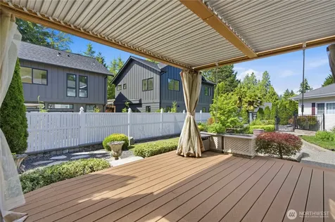 12832 NE 70th Place Kirkland WA 98033
