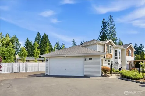 12832 NE 70th Place Kirkland WA 98033