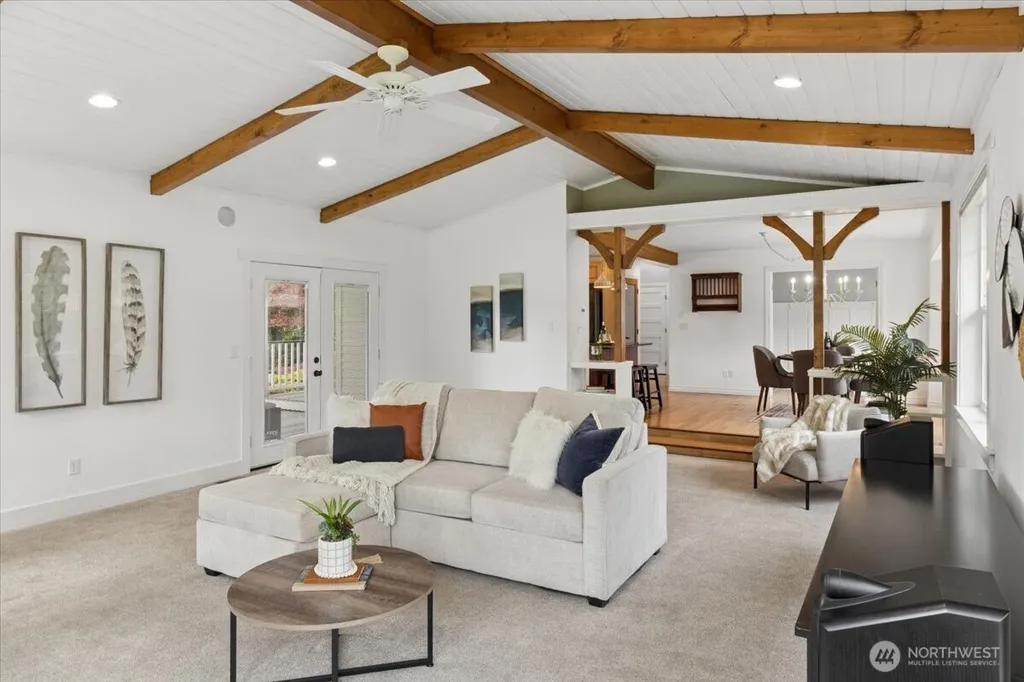 1267 NE Madison Road Poulsbo WA 98370