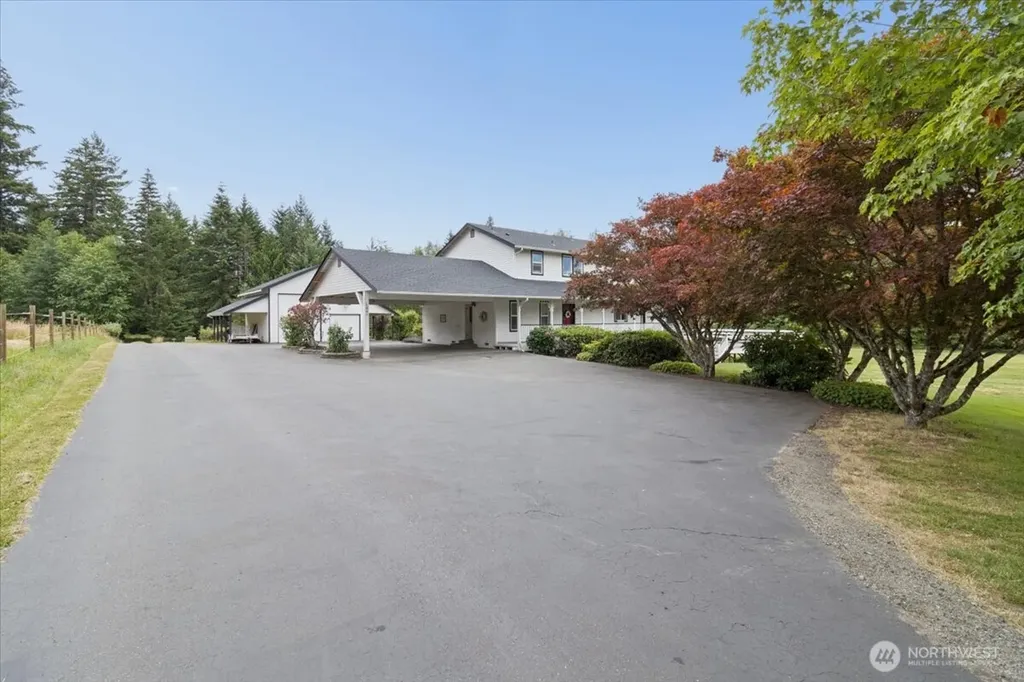1267 NE Madison Road Poulsbo WA 98370