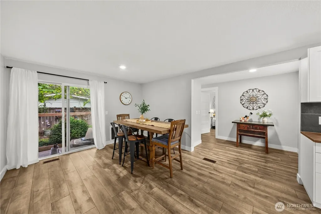 17416 SE 266th Place Covington WA 98042