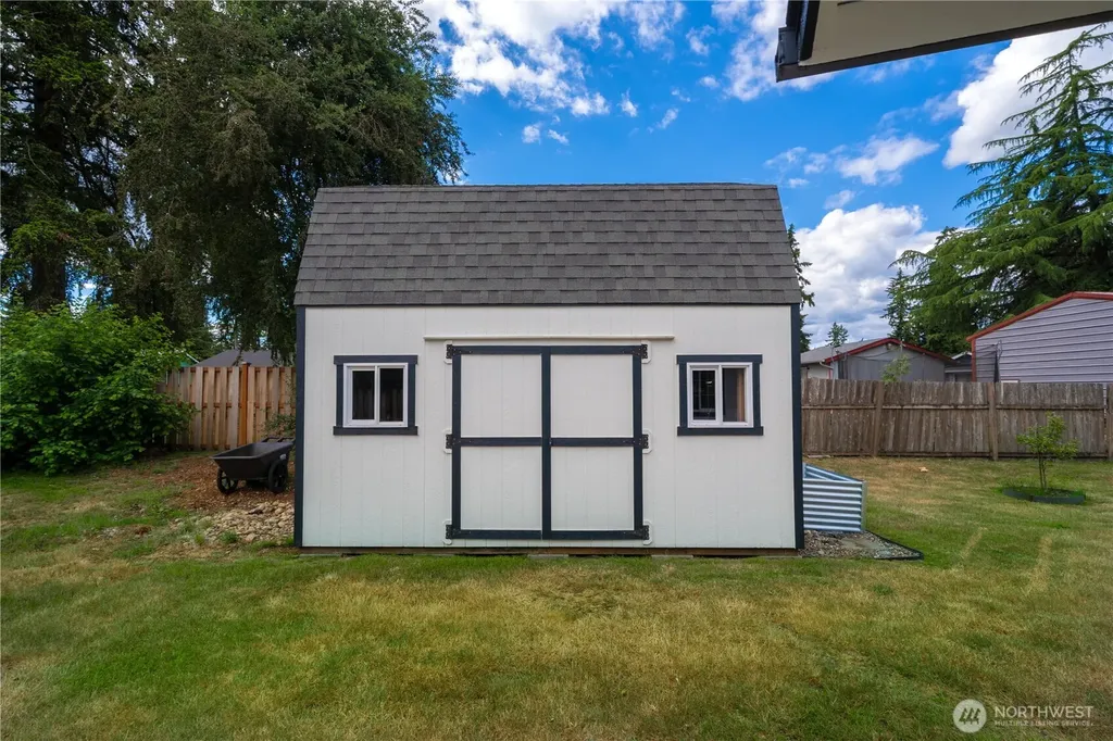 17416 SE 266th Place Covington WA 98042