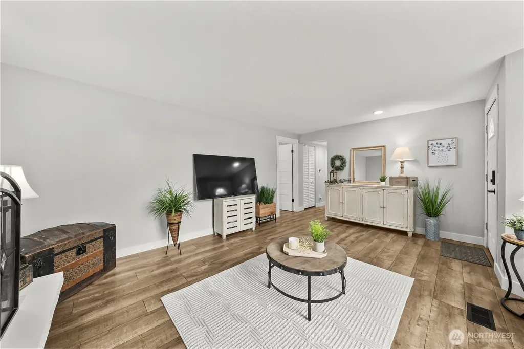 17416 SE 266th Place Covington WA 98042