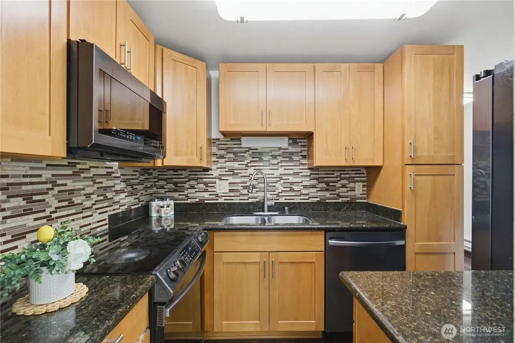 13558 37th Avenue S Tukwila WA 98168