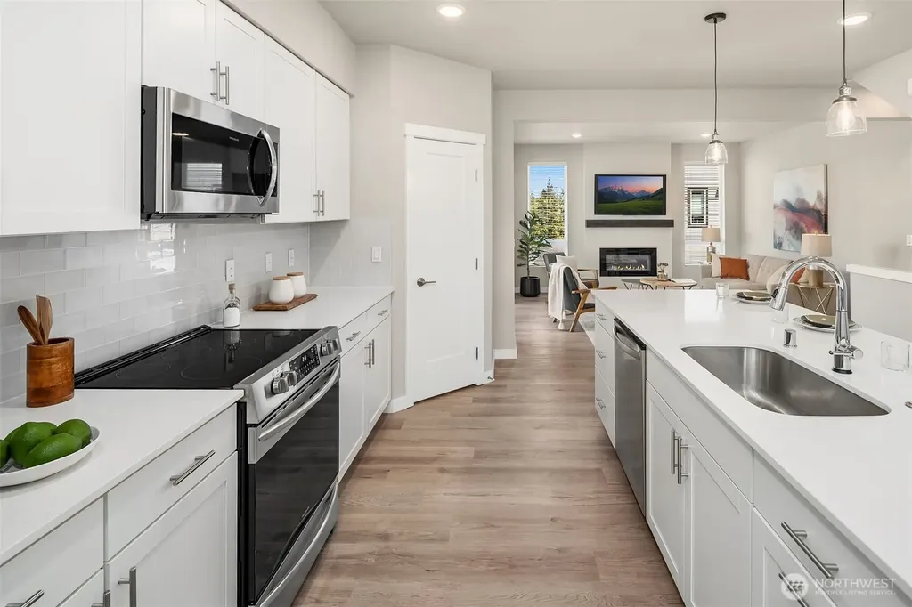 18829 67th Drive NE Kenmore WA 98028